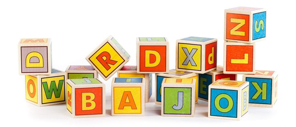 Alphabet auf Bauklötzen – 16 Teile