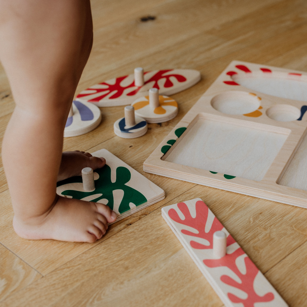 Sorter z figurami w stylu Matisse'a