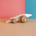 Wooden caiman - vintage series
