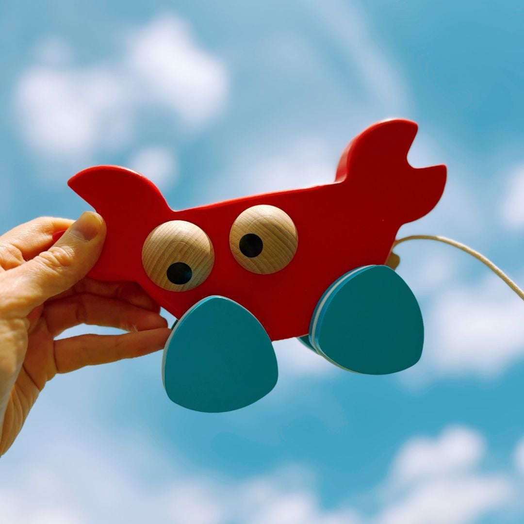 Wooden crab on triangular wheels (bouncing, movable eyes)