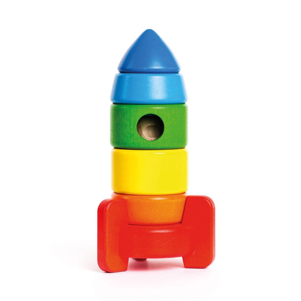 Pyramide Rakete mit Astronaut