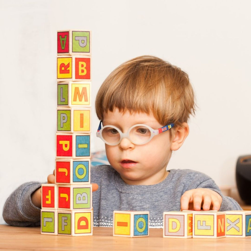 Alphabet auf Bauklötzen – 16 Teile
