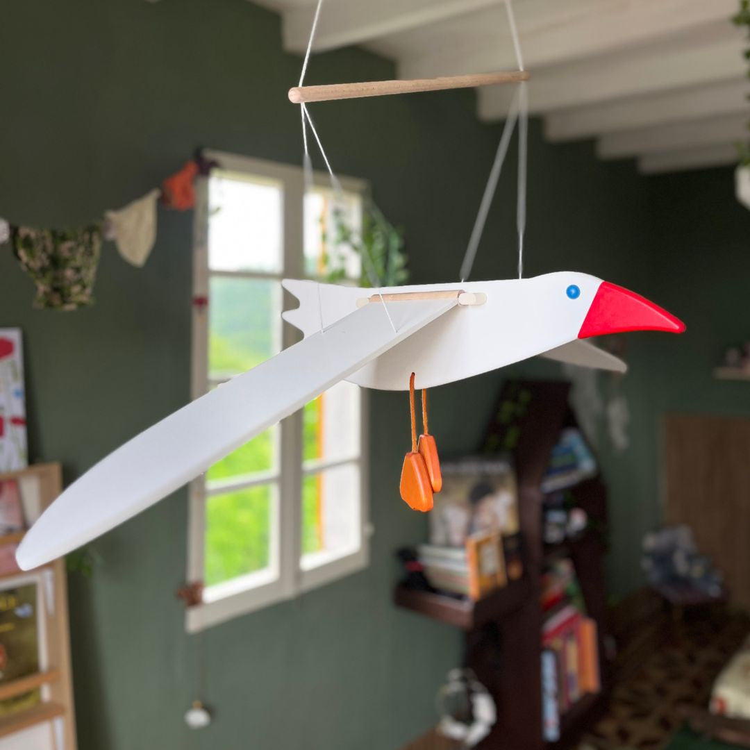 Fliegende Möwe zum Aufhängen - bewegliche Flügel