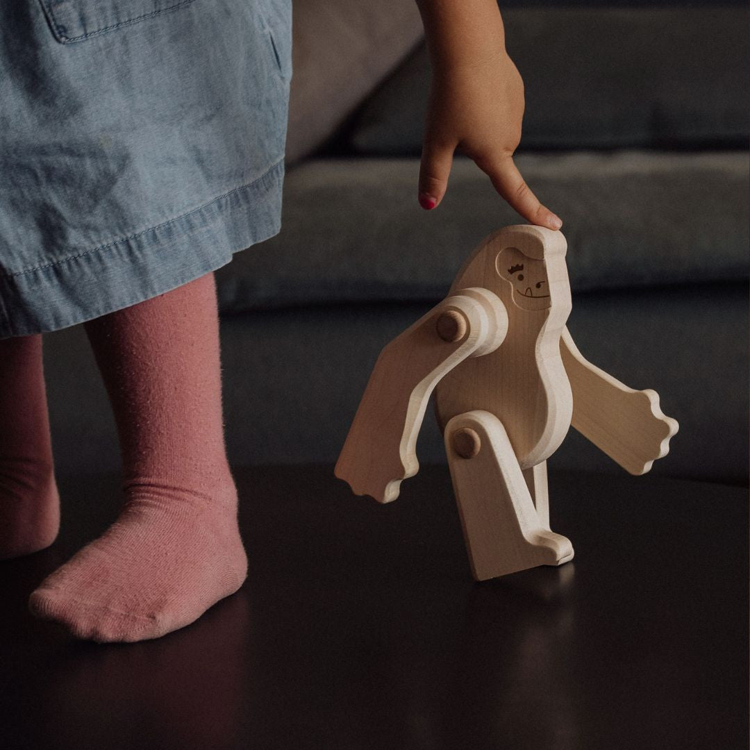 Yeti drewniana figurka
