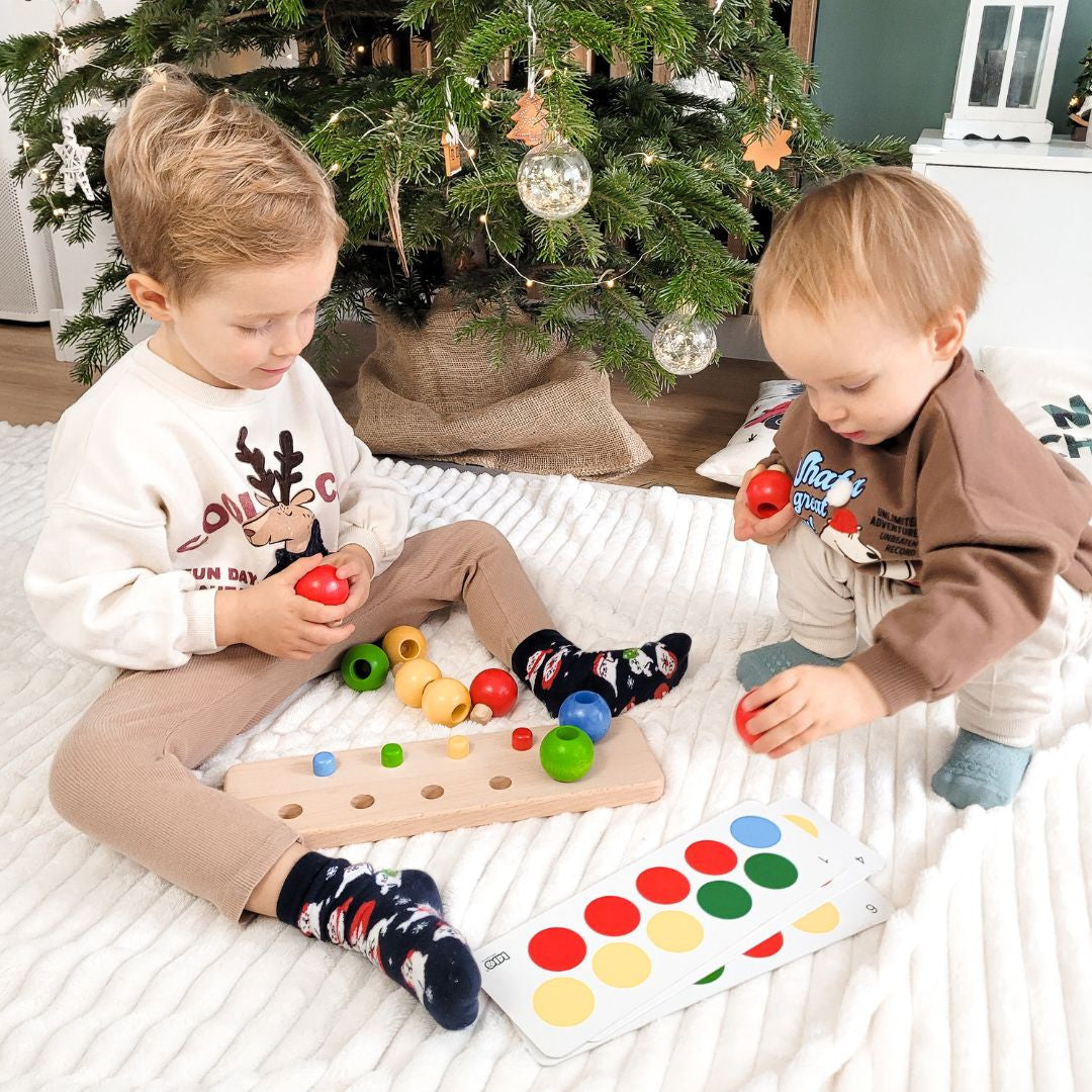 Pyramide mit Kugeln + 3 flache