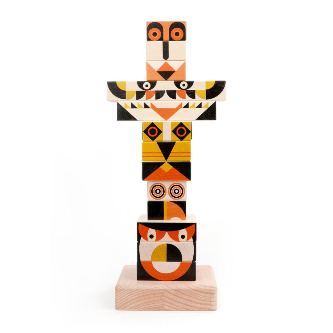 Piramida Totem na słupku