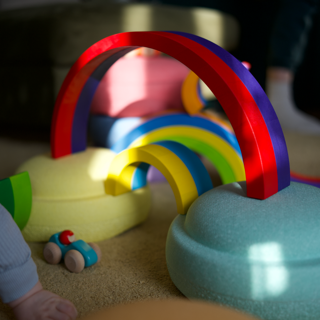 Large rainbow - 10 arches