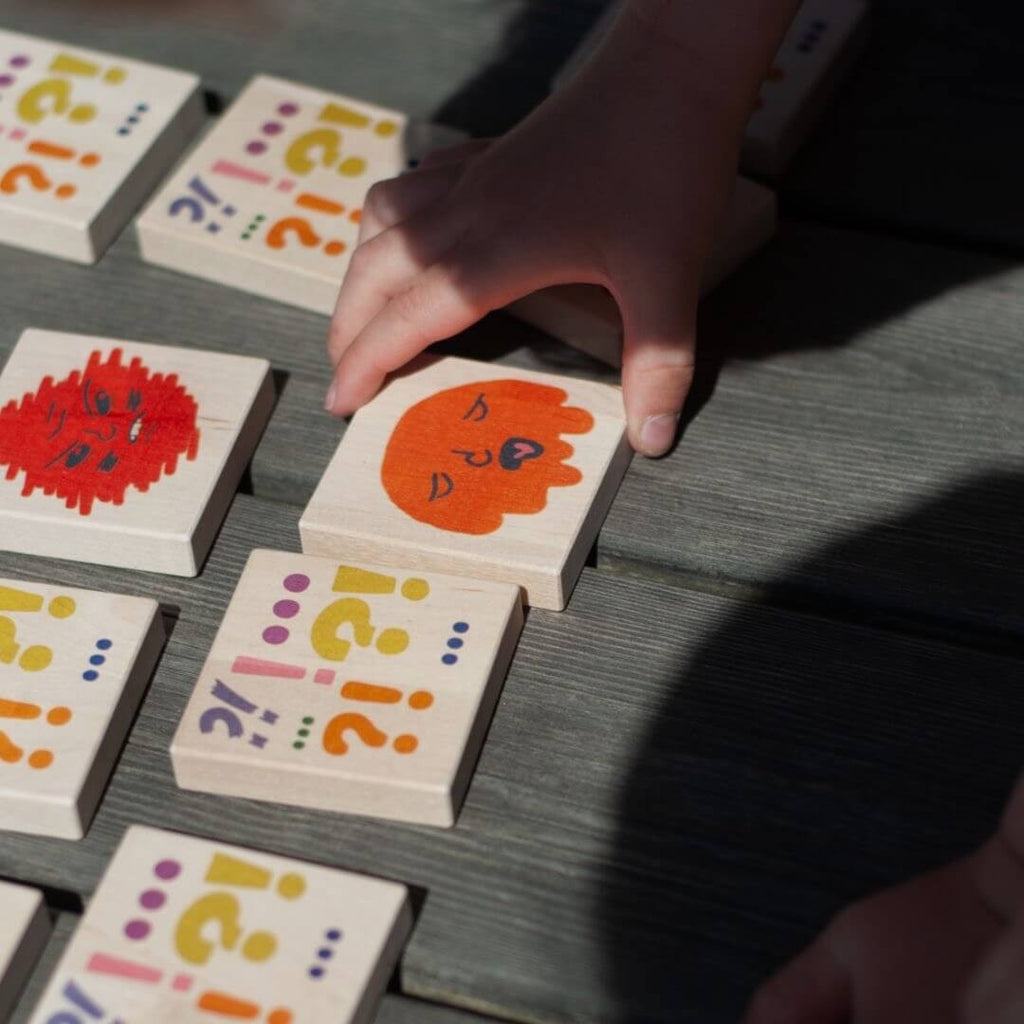 Memo emotions - memory training and learning emotions